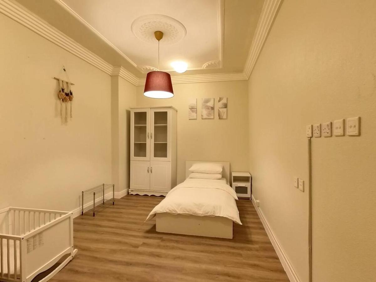 3 Bedroom & Big Kitchen Ikea Design Apartment Riyadh